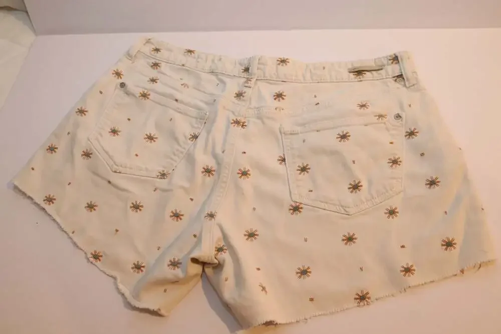 Pilcro Embroidered Sun Shorts
